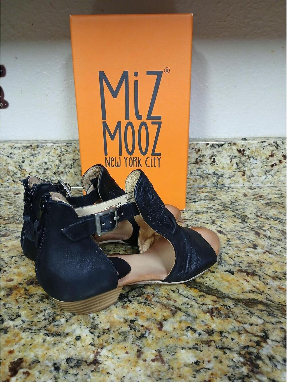 7.5 NWT Miz Mooz Leather Heeled Sandals Corra Black